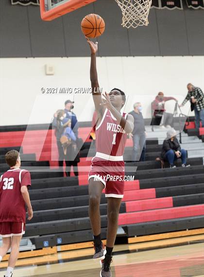 Thumbnail 2 in Mission Viejo vs. Woodrow Wilson (Tustin Holiday Classic) photogallery.