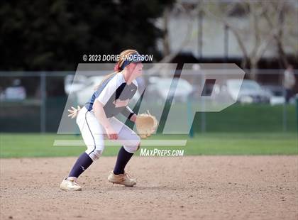 Thumbnail 3 in Pleasant Grove vs. Roseville photogallery.