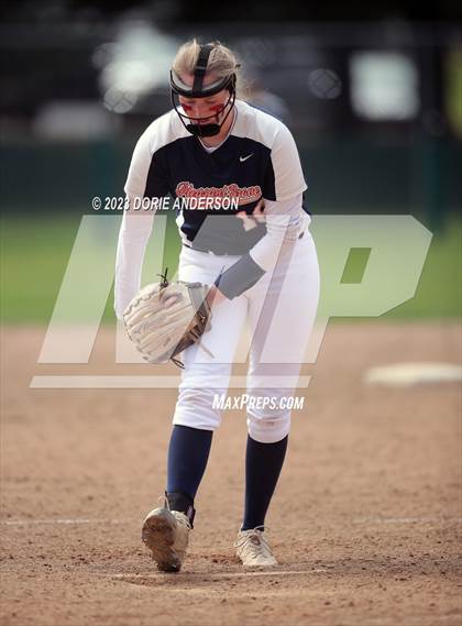 Thumbnail 3 in Pleasant Grove vs. Roseville photogallery.