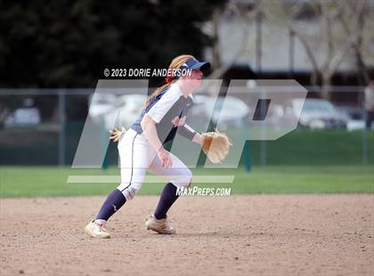 Thumbnail 1 in Pleasant Grove vs. Roseville photogallery.