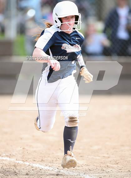 Thumbnail 2 in Pleasant Grove vs. Roseville photogallery.