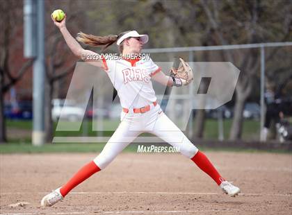 Thumbnail 1 in Pleasant Grove vs. Roseville photogallery.
