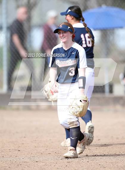 Thumbnail 1 in Pleasant Grove vs. Roseville photogallery.