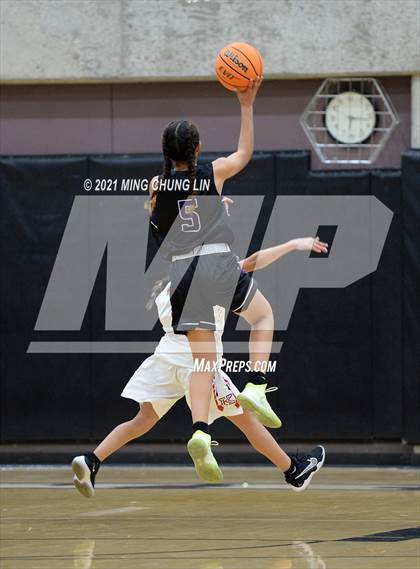Thumbnail 1 in Portola vs. King (Tom Riach Tournament) photogallery.