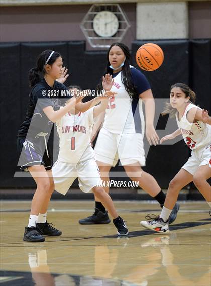 Thumbnail 3 in Portola vs. King (Tom Riach Tournament) photogallery.