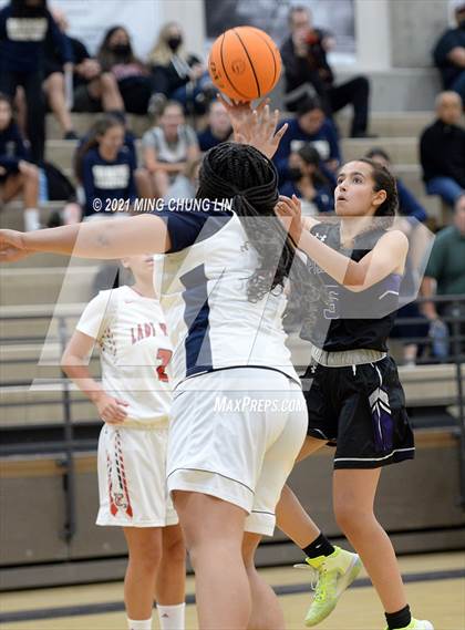 Thumbnail 1 in Portola vs. King (Tom Riach Tournament) photogallery.