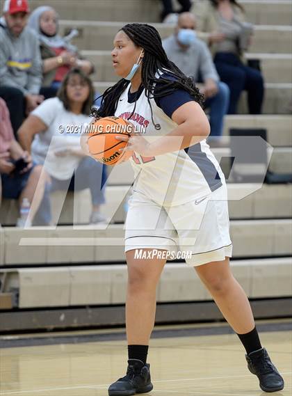 Thumbnail 3 in Portola vs. King (Tom Riach Tournament) photogallery.