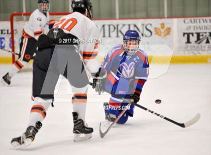Thumbnail 3 in Carmel vs. Horace Greeley photogallery.
