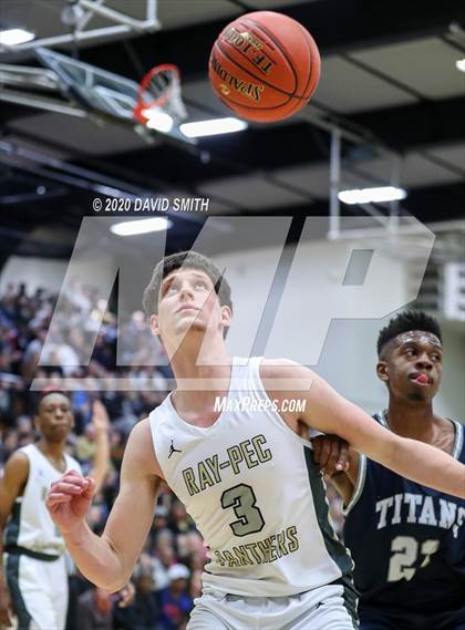 Thumbnail 2 in Raymore-Peculiar vs Lee's Summit West (MSHSAA District Championship) photogallery.