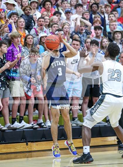 Thumbnail 2 in Raymore-Peculiar vs Lee's Summit West (MSHSAA District Championship) photogallery.