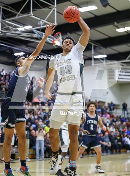 Thumbnail 1 in Raymore-Peculiar vs Lee's Summit West (MSHSAA District Championship) photogallery.