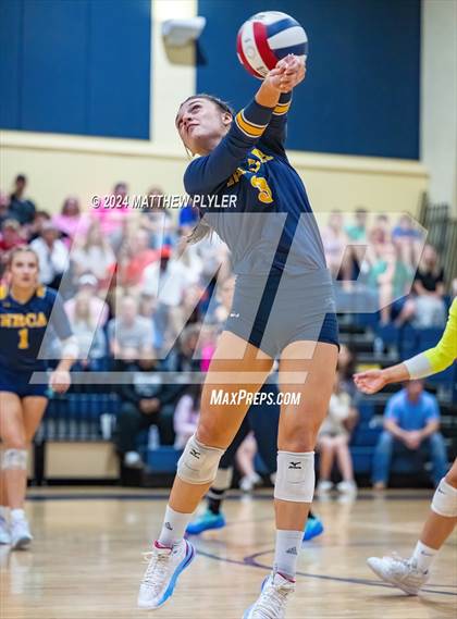 Thumbnail 2 in Charlotte Country Day School vs North Raleigh Christian Academy (NCISAA 4A Final) photogallery.