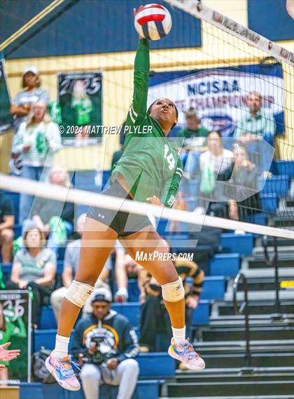 Thumbnail 3 in Charlotte Country Day School vs North Raleigh Christian Academy (NCISAA 4A Final) photogallery.