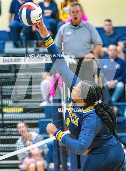 Thumbnail 3 in Charlotte Country Day School vs North Raleigh Christian Academy (NCISAA 4A Final) photogallery.