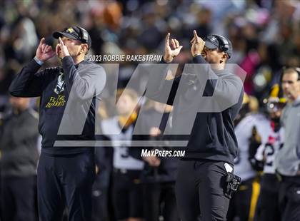Thumbnail 1 in Forney @ Aledo (UIL 5A DI Semifinal) photogallery.