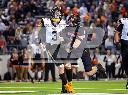 Thumbnail 2 in Forney @ Aledo (UIL 5A DI Semifinal) photogallery.