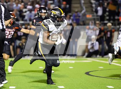 Thumbnail 2 in Forney @ Aledo (UIL 5A DI Semifinal) photogallery.