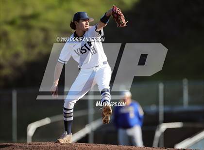 Thumbnail 2 in Del Campo @ Vista del Lago photogallery.