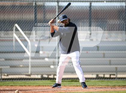 Thumbnail 1 in Del Campo @ Vista del Lago photogallery.
