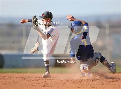 Thumbnail 2 in Del Campo @ Vista del Lago photogallery.