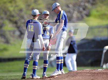 Thumbnail 1 in Del Campo @ Vista del Lago photogallery.