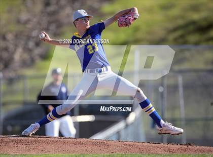 Thumbnail 1 in Del Campo @ Vista del Lago photogallery.