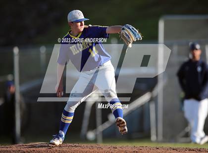Thumbnail 1 in Del Campo @ Vista del Lago photogallery.