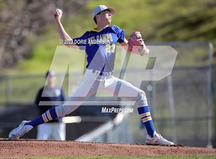 Thumbnail 1 in Del Campo @ Vista del Lago photogallery.