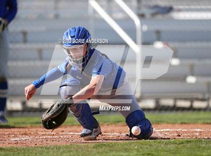 Thumbnail 3 in Del Campo @ Vista del Lago photogallery.