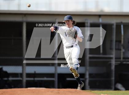 Thumbnail 3 in Del Campo @ Vista del Lago photogallery.