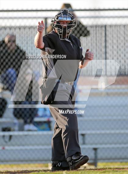 Thumbnail 3 in Del Campo @ Vista del Lago photogallery.