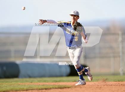 Thumbnail 2 in Del Campo @ Vista del Lago photogallery.