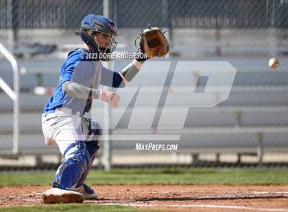 Thumbnail 2 in Del Campo @ Vista del Lago photogallery.