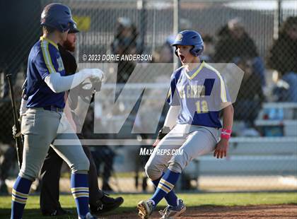 Thumbnail 1 in Del Campo @ Vista del Lago photogallery.