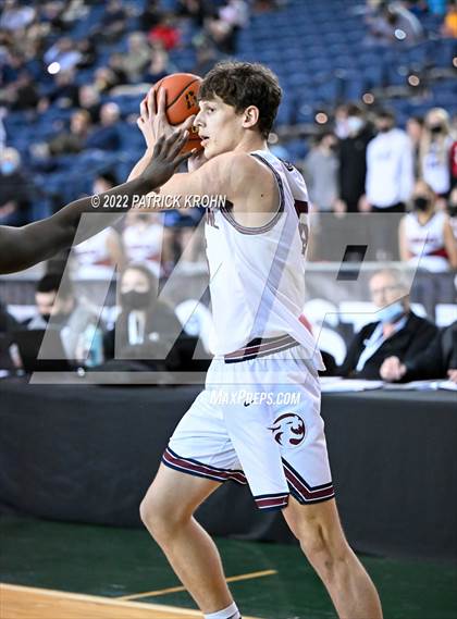 Thumbnail 1 in Mt. Spokane vs. Mountlake Terrace (WIAA 3A Round 2 State Playoff) photogallery.