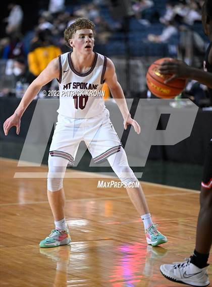 Thumbnail 2 in Mt. Spokane vs. Mountlake Terrace (WIAA 3A Round 2 State Playoff) photogallery.