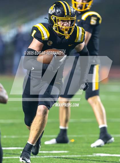 Thumbnail 1 in St. Ignatius vs Ventura (CIF Div 3AA Final) photogallery.
