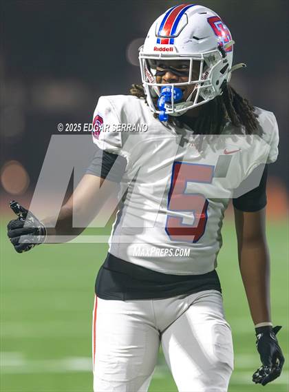 Thumbnail 3 in St. Ignatius vs Ventura (CIF Div 3AA Final) photogallery.