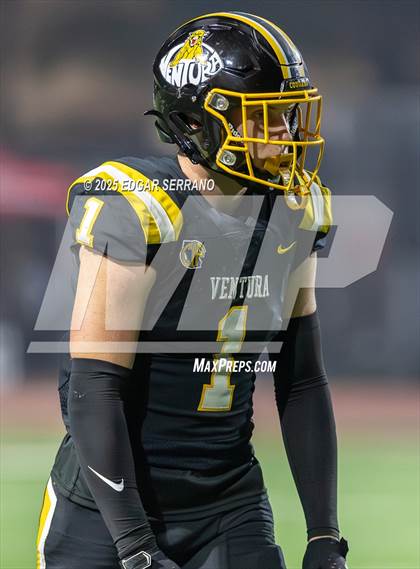 Thumbnail 3 in St. Ignatius vs Ventura (CIF Div 3AA Final) photogallery.