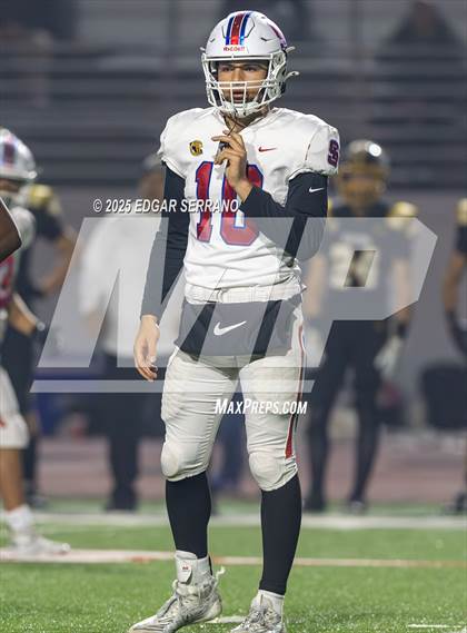 Thumbnail 2 in St. Ignatius vs Ventura (CIF Div 3AA Final) photogallery.