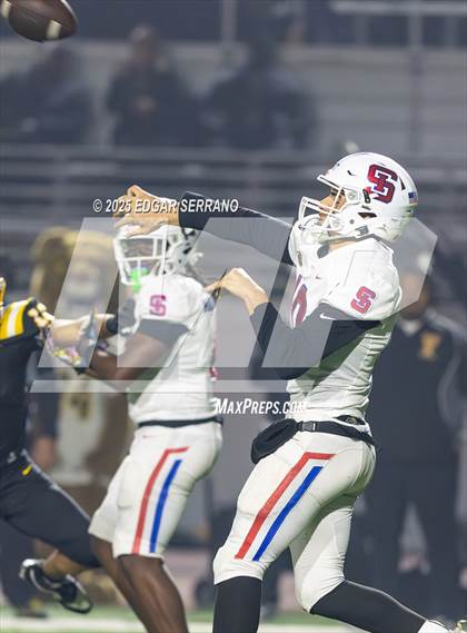 Thumbnail 1 in St. Ignatius vs Ventura (CIF Div 3AA Final) photogallery.