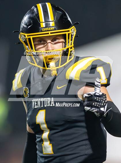 Thumbnail 3 in St. Ignatius vs Ventura (CIF Div 3AA Final) photogallery.