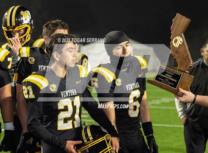 Thumbnail 2 in St. Ignatius vs Ventura (CIF Div 3AA Final) photogallery.