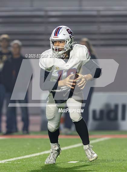 Thumbnail 2 in St. Ignatius vs Ventura (CIF Div 3AA Final) photogallery.