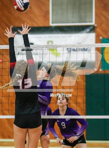 Thumbnail 1 in Foothill vs. Shasta (CIF-NS Final) photogallery.