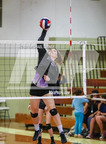 Thumbnail 3 in Foothill vs. Shasta (CIF-NS Final) photogallery.