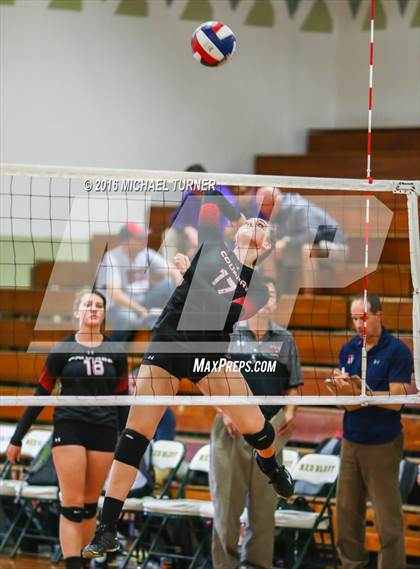 Thumbnail 1 in Foothill vs. Shasta (CIF-NS Final) photogallery.