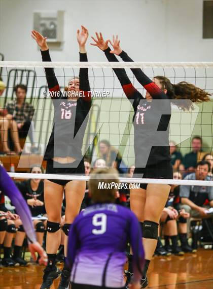 Thumbnail 1 in Foothill vs. Shasta (CIF-NS Final) photogallery.