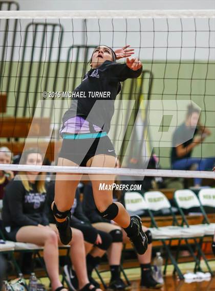 Thumbnail 1 in Foothill vs. Shasta (CIF-NS Final) photogallery.