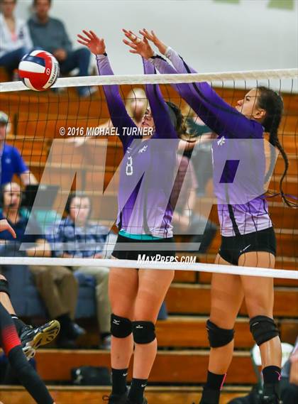 Thumbnail 1 in Foothill vs. Shasta (CIF-NS Final) photogallery.